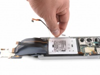 Galaxy S25 Ultra   Samsung  ,   iPhone 16 Pro  