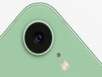 Apple    ? iPhone 17e     