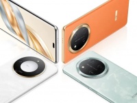 Honor X70    : 8300 , 80   Qi