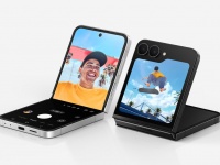     Samsung -  Galaxy Flip7 FE