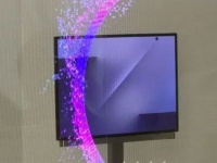 Samsung      Galaxy TriFold,      