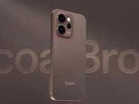 ������������ �������� OPPO Reno15 Pro Mini �� $665