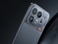 realme Neo 8 �������� �� ��������� �����������: 165 ��, ��� 120�, 24 �� ���, 8000 ���, 80 ��, IP68/69, Android 16