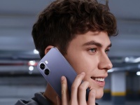 OPPO ����������� ���� A6, � ���� ������������, �������������� �� ��������� ������