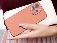 vivo ����������� ��������� V70 � V70 Elite � �������� iPhone, ������� Zeiss � ��������� �� 6500 ���