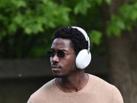 ������ ���� ��������������� �������� ��������� Sony WH-1000XX � ��������� ������ ����������� $649