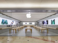Apple ����� ��������� 10 ��� ��������� iPhone Ultra ����� ����