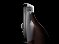 Apple ��� �������� ������ ��������� �� 10 ��� iPhone Ultra � 2026 ����: ���� � $2500�3000