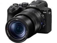 Sony ����������� RX10 V � ��������� ������-�������� �� 2300 ������