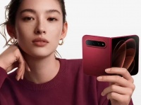 Xiaomi ����������� ��������������� �������� Xiaomi 18 Fold �� ����� Xring O3, LPDDR6 �� 200-�� �������