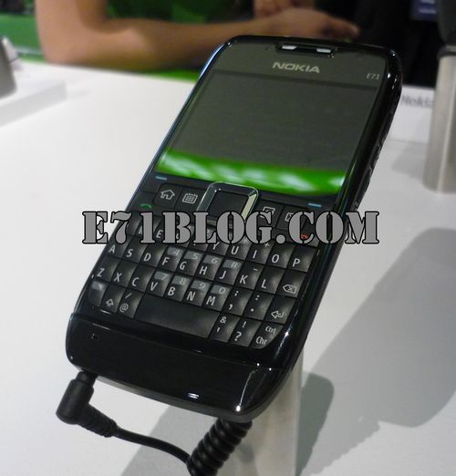 Nokia E71
