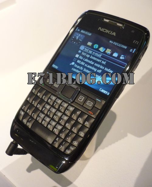 Nokia E71