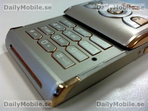 Sony Ericsson W595