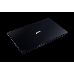 Acer Aspire V3 -  1
