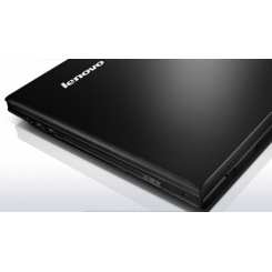 Lenovo IdeaPad G710 -  2