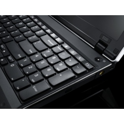 Lenovo ThinkPad Edge E520 -  2