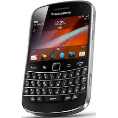 BlackBerry Bold Touch 9900 -  2