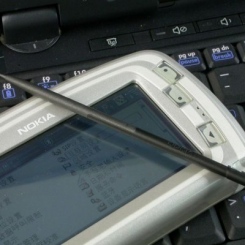 Nokia 7710 -  4