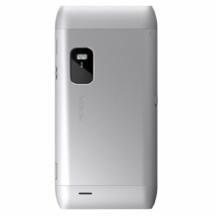 Nokia E7 -  2