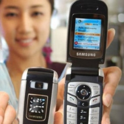 Samsung SGH-D730 -  4