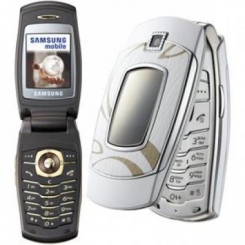 Samsung SGH-E500    -  12