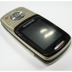 Samsung SGH-X530    -  4