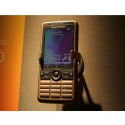 Sony Ericsson G700 -  6