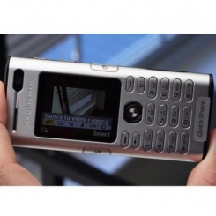 Sony Ericsson K600i -  1