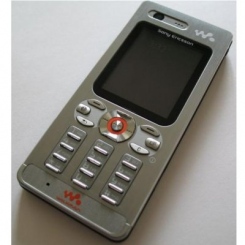 Sony Ericsson W880i -  8