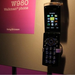 Sony Ericsson W980i -  6