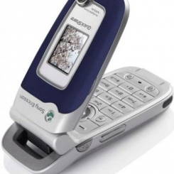 Sony Ericsson Z520i -  4