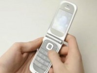 Видео обзор Nokia 7020
