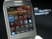   BlackBerry Style 9670