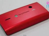 Видео обзор Sony Ericsson W8