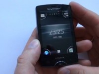   Sony Ericsson XPERIA mini pro