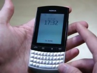   Nokia Asha 303