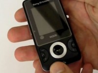 Видео обзор Sony Ericsson W205