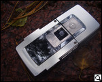Motorola RIZR Z10: умеющий сгибаться