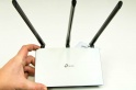 Обзор TP-Link TL-WR945N: Ну очень стильный металлический роутер за 888 гривен — фото 3