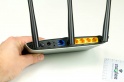 Обзор TP-Link TL-WR945N: Ну очень стильный металлический роутер за 888 гривен — фото 2