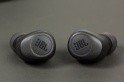 Обзор JBL Wave 100TWS: доступные наушники-гарнитура с отличным звучанием — фото 3