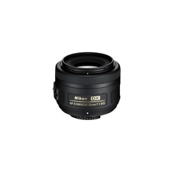 Nikon 35mm f/1.8G AF-S DX Nikkor