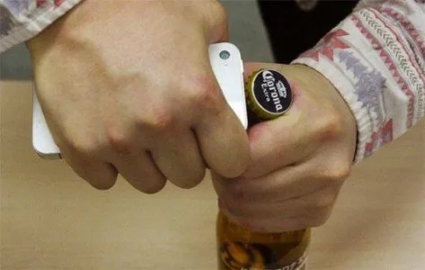 open-beer-phone