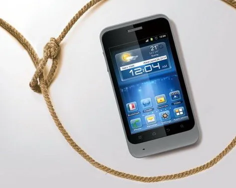 ZTE представила 8 смартфонов на MWC 2012