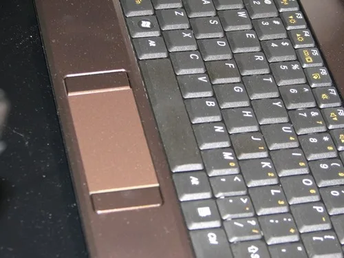 Gigabyte M1028