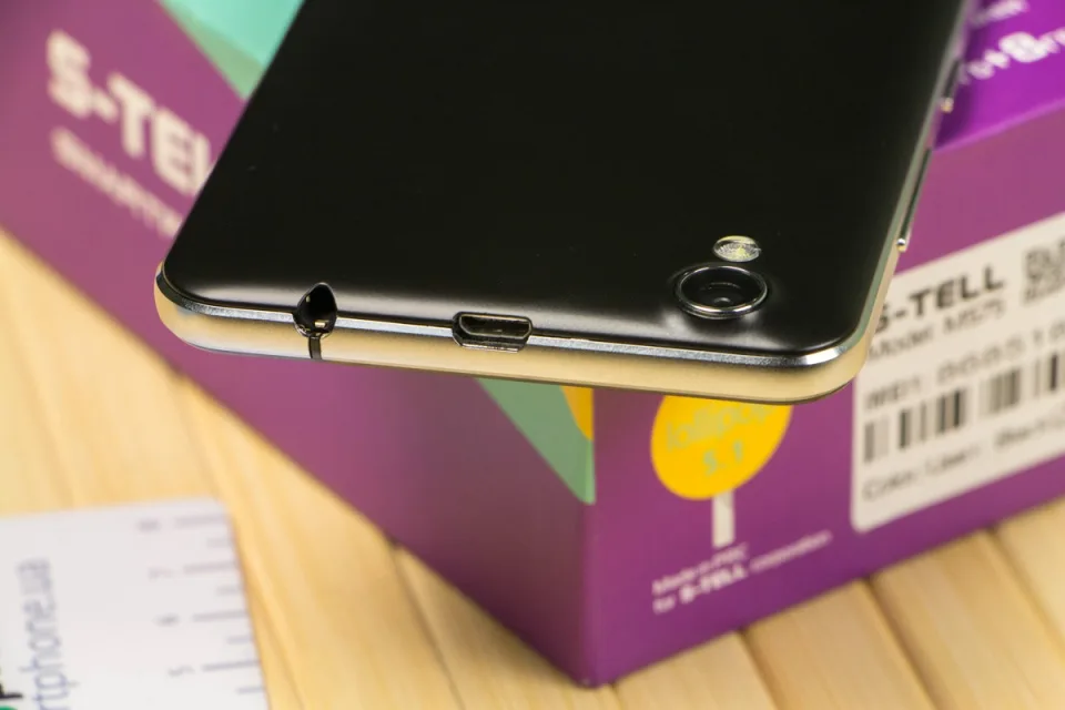 Обзор смартфона S-TELL M575 — фото 1
