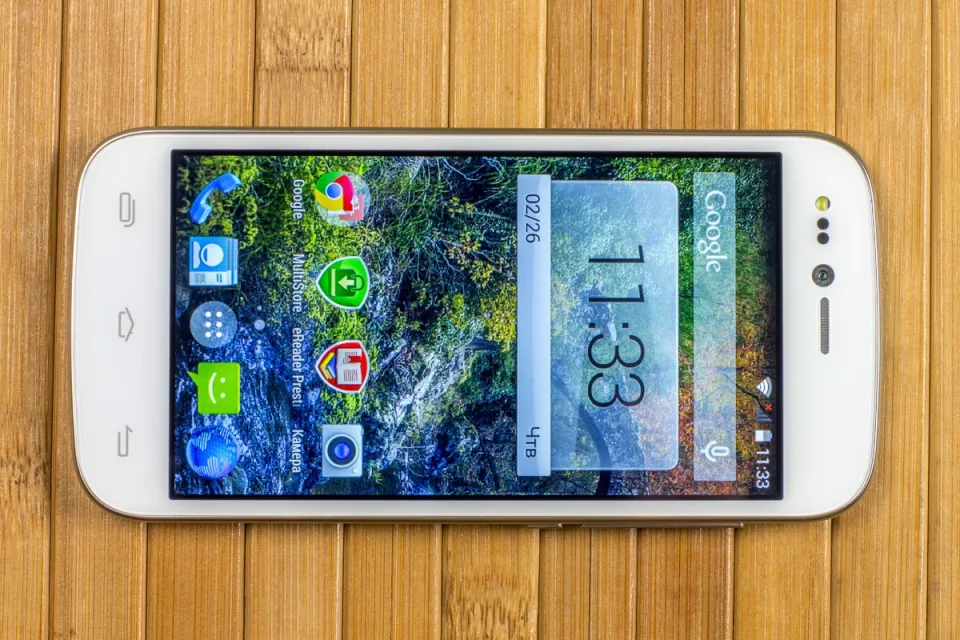 Обзор Prestigio Grace X3 – «селфифон» с фронтальной вспышкой за $153 — фото 1