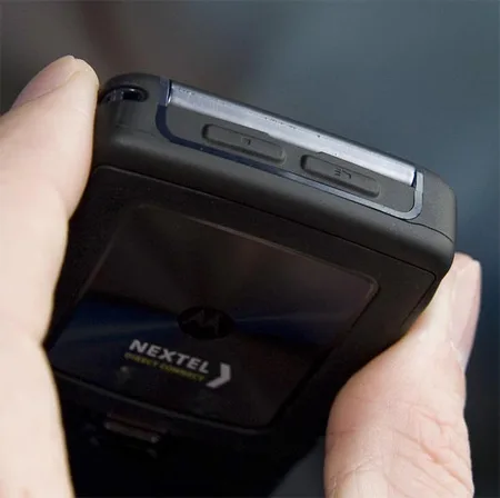 Motorola V950
