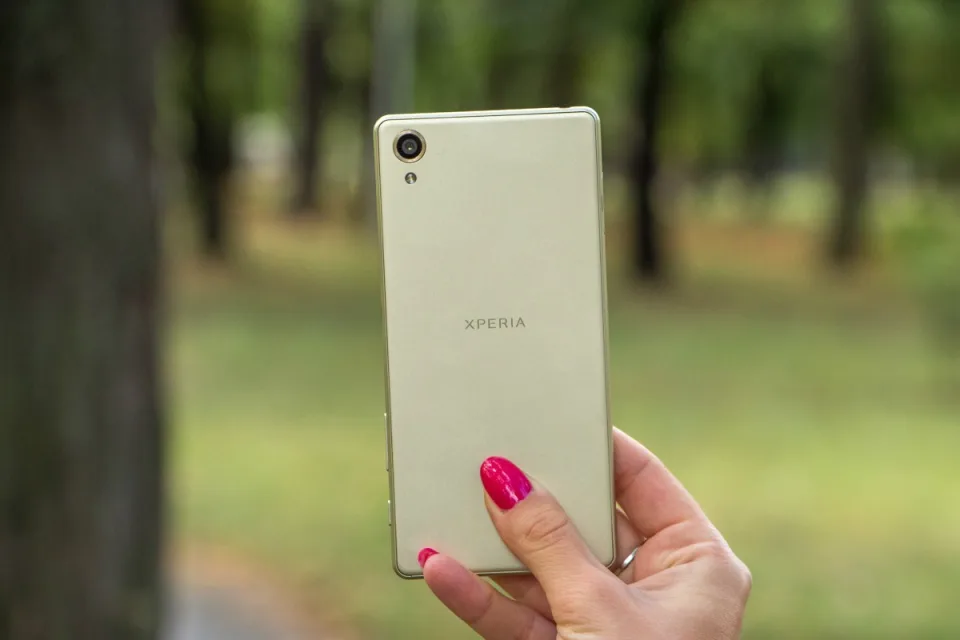 Обзор смартфона Sony Xperia X Dual (F5122) – золотая середина! — фото 1