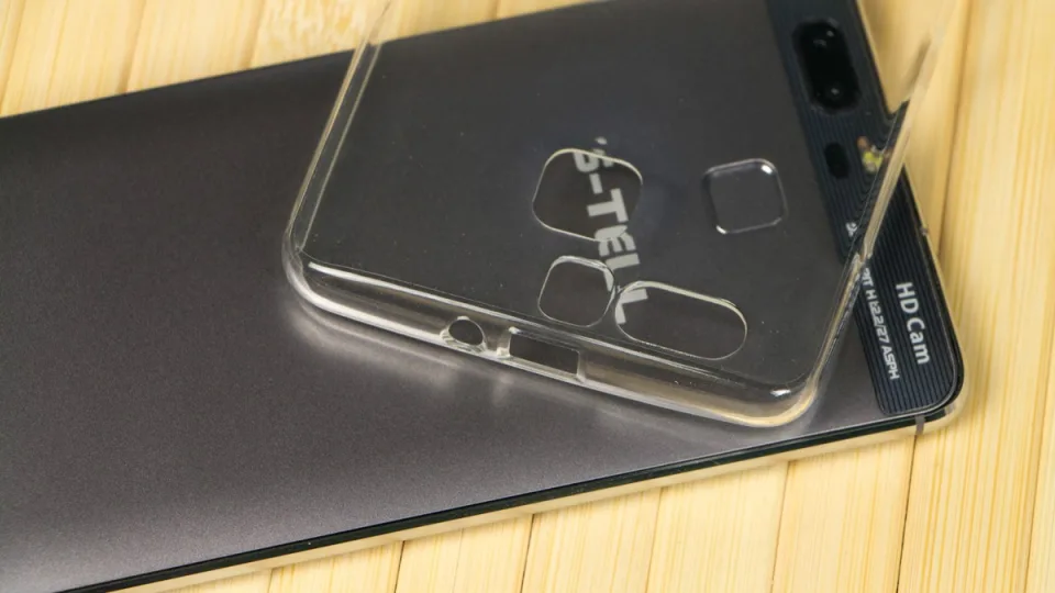 Обзор смартфона S-TELL M576 — фото 1